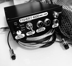 Электронная приманка для отлова и гона рыбы Fisher F 4000