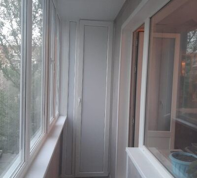 отделка балкона под ключ